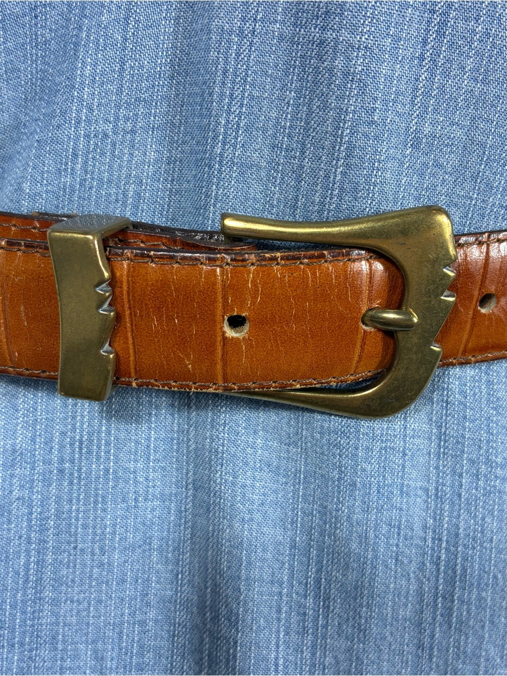 Vintage women’s belt Sz 34 full grain cowhide on split cowhide brass buckle